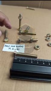 BAUT MUR M6 X 40 KUNING BMK M6X40 PANJANG 4CM 4 CM KUNCI 10 6X40 40MM