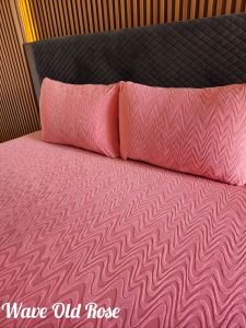 NO LUKOT EMBOSSED BEDSHEET FULL GARTERIZE WITH 2 PILLOW CASE AND ZIPPER POUCH