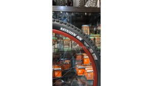 MAXXIS Ban Luar Sepeda MTB Minion SS 27.5 x 2.30 EXO TR Bicycle Tires