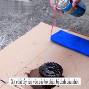 Bình xịt tẩy rửa Botny rửa lốc máy xịt rửa chế