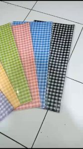 20 Lembar Kertas Buket Cellophane Paper Bicolor Plaid Kotak Kotak Flower Wrapping KB6012