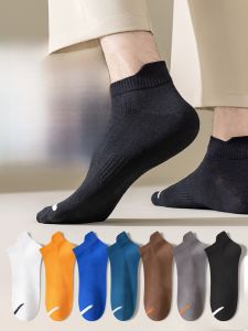 JINGCHI | ถุงเท้าเรือชายไซส์ใหญ่ ถุงเท้าฤดูร้อนแบบบาง ถุงเท้าสั้น 45 ถุง 48 ถุง ไม่หลุด ถุงเท้าผ้าฝ้าย โพลีเอสเตอร์ ไนลอน ระบายอากาศได้ดี