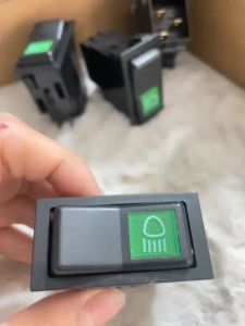 COMBO 5 công tắc đèn pha ô tô 5 chân có đèn. Công tắc đèn pha số 2