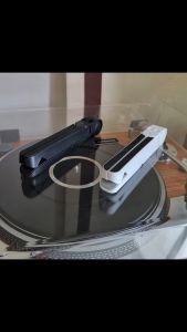 ที่วางแผ่นเสียงพับเก็บได้ Vinyl Record Display Foldable Stand