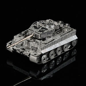 3D Metal Tank Assembly Model Heavy Armor War Vehicle DIY Iron Sheet Puzzle Alloy Stainless Steel Military Handmade Toy for Teens