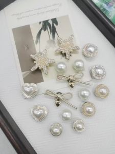 16PCS Bowtie Heart Shaped Shoe Charms DIY Accessories Bling Star Clog Shoes Buckles Decorations Removable Shoe Clips Ornaments