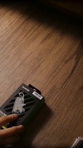 Sharge Flow Mini 2 - Swappable USB-C & Light_ning Connector with Built-in USB-C Cable