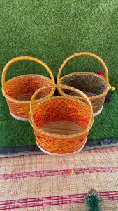 ตระกร้าหวาย คละสี คละลาย ขนาดกว้าง 13 นิ้ว