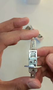 Original Osram Genuine H1 24V 70W Headlight Halogen Bulb 64155 P14.5s