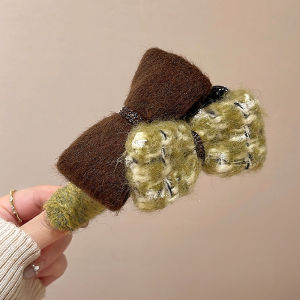 Elegant Double Butterfly Knot Duckbill Hair Clip Womens New 2025 Thick Woolen One-Word Hair Clip Stylish Hair Accessories