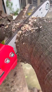 【ใหม่+COD】DTtool เลื่อยไฟฟ้าไร้สาย 12 นิ้ว 99999W กล่องเติมน้ำมัน เลื่อยโซ่ไร้สาย 8000rpm ใช้สำหรับตัดแต่งกิ่ง แยกฟืน และตัดไม้ เลื่อยโซ่แบตเตอรี่ สำหรับใช้งานร่วมกับ แบตเตอรี่ Makita กลุ่ม Wireless electric saw 12 inch เลื่อยตัดไม้ รับประกัน 10 ปี