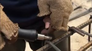 Alat Pengikat Pemutar Kawat Bendrat Semi Otomatis Alat Pengikat Kawat Beton Praktis