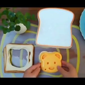 Cute Cartoon Shaped Sandwich Mold Toast Cutter Embosser DIY Breakfast Bento Mould Baking Tool
