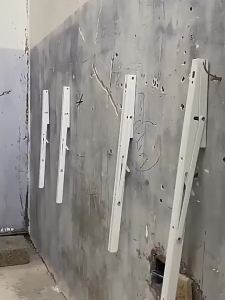 Two pieces per set! Stainless Steel Angle Bracket Can withstand 150kg weight corrosion Stainless Steel Angle BracketFolding Brackets Triangle Folding Angle Bracket Angle Connectors Screw fixing tripod L-Bracket Fasteners Wall Mount Fastener