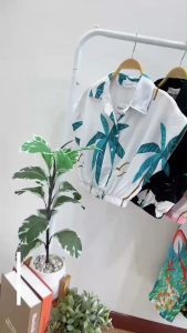 P18450 set 2 ชิ้น เสื้อครอปปกเชิ้ต ลายต้นมะพร้าว + กางเกงขาายาวลายต้นมะพร้าว ..