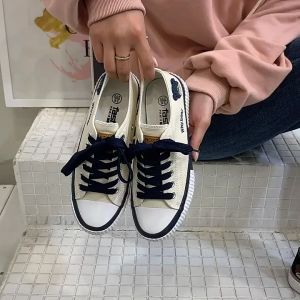 SEPATU SNEAKER CEWEK/WANITA 2023 TEDDY BEAR TERBARU/TERMURAH/TERLARIS DAN VIRAL/SEPATU SEKOLAH/SEPATU HITAM/SEPATU PUTIH/SEPATU JALAN