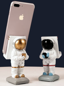 Nordic Creative Mobile Phone Holder Astronaut Spaceman Tablet Computer Stand Desktop Office Tea Table Small Ornaments Decorations
