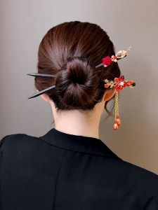 Chinese Style Hairpin for Women Red Flower Tassel Step Shake Hairpin Black Sandalwood Hanfu Chinese Style Hair Stick