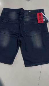 Celana Pendek Pria Gaya Cowok: Tips Memilih & Mengenakannya