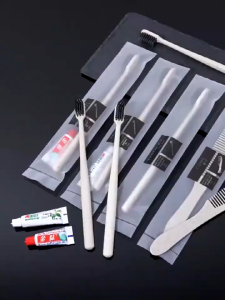 ชุดแปรงสีฟัน พร้อมยาสีฟัน(100ชุด)เกรดโรงแรม รีสอร์ท แปรงสีฟันแบบใช้แล้วทิ้ง ราคาขายส่ง เซต100ชิ้นห่อแยก