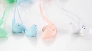 Headset Macaron U19 U-19 U 19 Earphone Kabel In Ear Dengan Mic Handfree Handsfree Macaron Mate Color Extra Bass Universal Android Iphone Accesoris Audio Headset Stereo