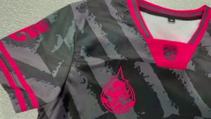 [OFSDIY] เสื้อคอวีผู้ชาย เสื้อทีมฟุตบอลไทย เบอร์ 10 กีฬาแขนสั้น เสื้อหลวม เสื้อฟุตบอลผู้ชาย ลำลอง ระบายอากาศได้ดี