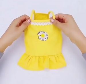 Cute Elegant Pet Dress with Ruffle Skirt and Daisy Flower Design for Cats and Dogs