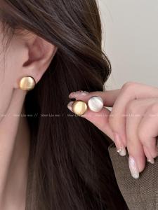 Korean Style Oversized Elliptical Metal Brushed Earrings Womens Fashion Jewelry Ear Studs New 2025 Trend Small Batch
