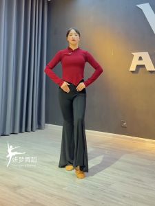 Classical dance attire for women dancing flowing black modal pants modern dance practice suit drooping horn basic training pants古典舞服装女跳舞飘逸黑色莫代尔裤子现代舞练功服垂感喇叭基训裤