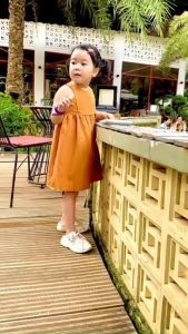 Đầm bé gái phong cách thời trang xuân hè chất xốp gân mềm mịn HANDYKIDS