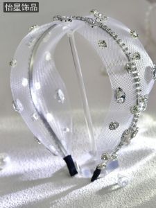 หมวกแต่งผมขอบกว้างสไตล์เจ้าหญิง ประดับเพชร หมวกตกแต่งผมสไตล์ฝรั่งเศส เครื่องประดับผมแบบใหม่สดใสสำหรับวันเกิด