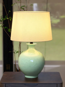 Abotu | Chinese Blue and White Ceramic Table Lamp