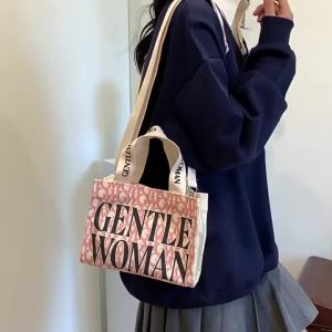 Thailand Letter Canvas Bag Women 2024 New Gentlewoman Fashion Crossbody Small Square Bag Commuter Messenger Bag