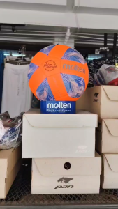 ลูกฟุตซอล MOLTEN รุ่นF9A2600  หนังอัดอะคริลิค size3.5
