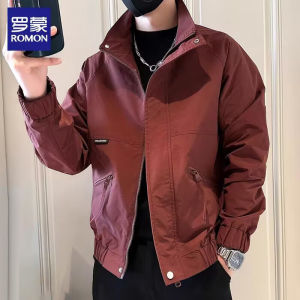 แจ็คเก็ตทรงหลวมสไตล์ลำลองสำหรับผู้ชาย แจ็คเก็ตสีแดง คอตั้ง ปีนักษัตร แจ็คเก็ตฤดูใบไม้ร่วง แจ็คเก็ตผู้ชาย แจ็คเก็ตทรงหลวม แจ็คเก็ตทรงหลวม