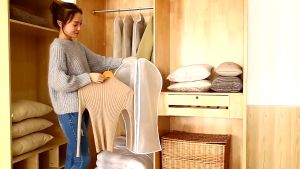 Jas Baju Gaun Anti Air Pelindung Pakaian Jas Gaun Baju Cover Gantungan Baju Jas Gaun Anti Debu