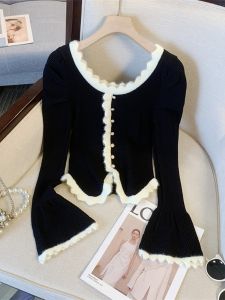 ฝรั่งเศส เรียบหรู แขนยาว ผู้หญิง เสื้อสเวตเตอร์ถัก สลิมฟิต เสื้อทูนิค ฤดูใบไม้ร่วง ฤดูหนาว เสื้อฐานสวมด้านใน นุ่ม บล็อกสี พรางหุ่น เสื้อสเวตเตอร์