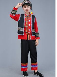 ชุดเต้นรำชนเผ่าจ้วงสำหรับเด็กในเดือนมีนาคมชุดแสดงชนเผ่าจ้วงสำหรับเด็กชายชุดการแสดงบนเวทีสำหรับผู้ชายเลขจำนวนน้อยๆ