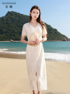3COLOUR·S | Large Plus Size Retro Embroidered Slimming Dress