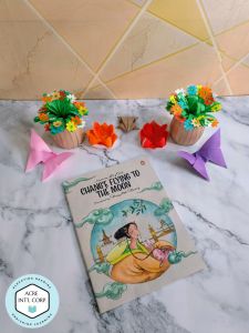 Chang’e Flying to the Moon  Chinese Folktales Picture Book Series