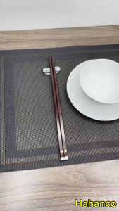 Đũa gỗ trắc đầu chấm bi trai gắn mắt mèo đẹp (10 đôi/hộp) an toàn siêu sạch - CTH700