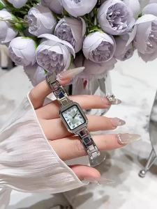 DUFFY GOYA | Simplicity Roman Style Womens Watch