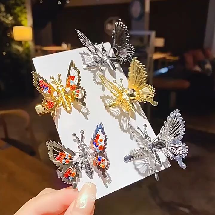 Moving Butterfly Hair Clips Gold Moving Butterfly Hair Clips