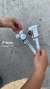 Thước kẹp đồng hồ 150mm L+R+T thân kim loại