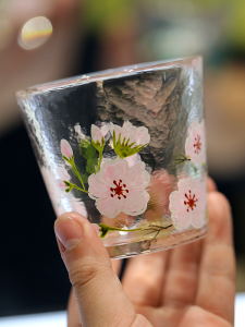 Phong Cách Nhật Bản Họa Tiết Sakura Cốc Thủy Tinh Trái Tim Cô Gái Whisky Cốc Búa Họa Tiết Bện Trà Bell兰花cốc Rượu Hoa Quà Tặng Hàng Ngày