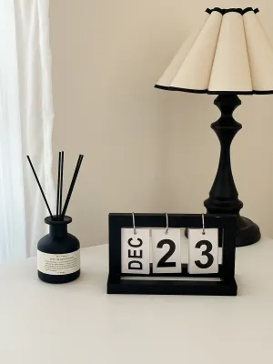 CHIGUASHAONV | Rotary Perpetual Calendar Desk Calendar