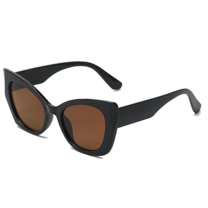 TRENDWATCHER แว่นตากันแดดผู้หญิงอินเทรนด์รูปตาแมวขนาดใหญ่1ชิ้นพร้อมเคส ...