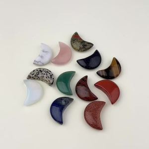 Natural Crystal Moon Shape Figurine Polished Crescent Moon Gemstone Reiki Healing Stone Home Decoration DIY Ornament Gift