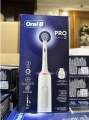 Bàn chải điện oral b Series 1 (hình thức giống Pro 3 3000). 