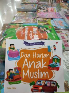 Seri Buku PAUD/TK DOA HARIAN ANAK MUSLIM by Aida Fitria